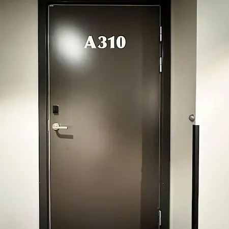 דירה Modern In In Out *