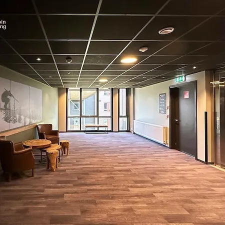 דירה Modern In In Out