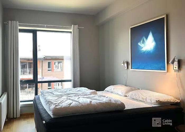 Modern In In Out *